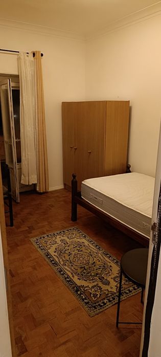 Quarto Para Arrendar na Rua Vasco da Gama, 11 - Algueirão Mem Martins