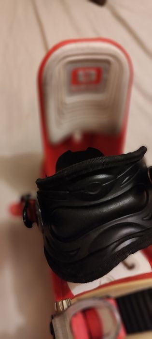 Сноуборд Bataleon Enemy. Крепления Barton.