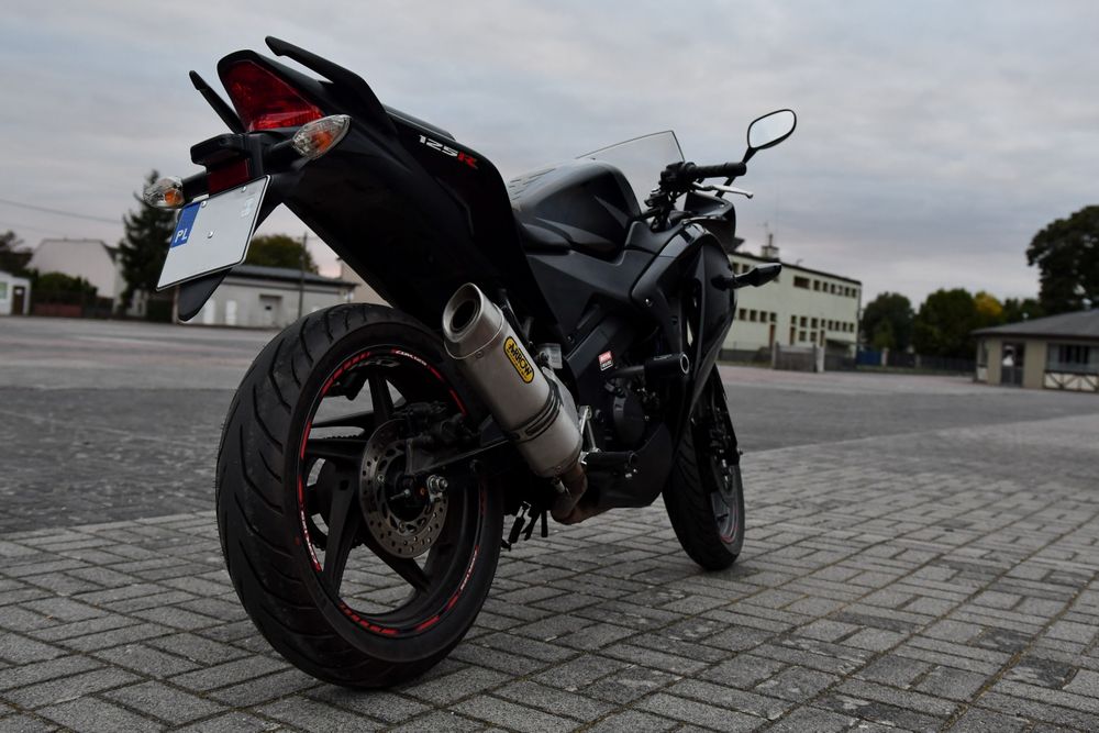 Honda CBR 125R JC50 - 2016r