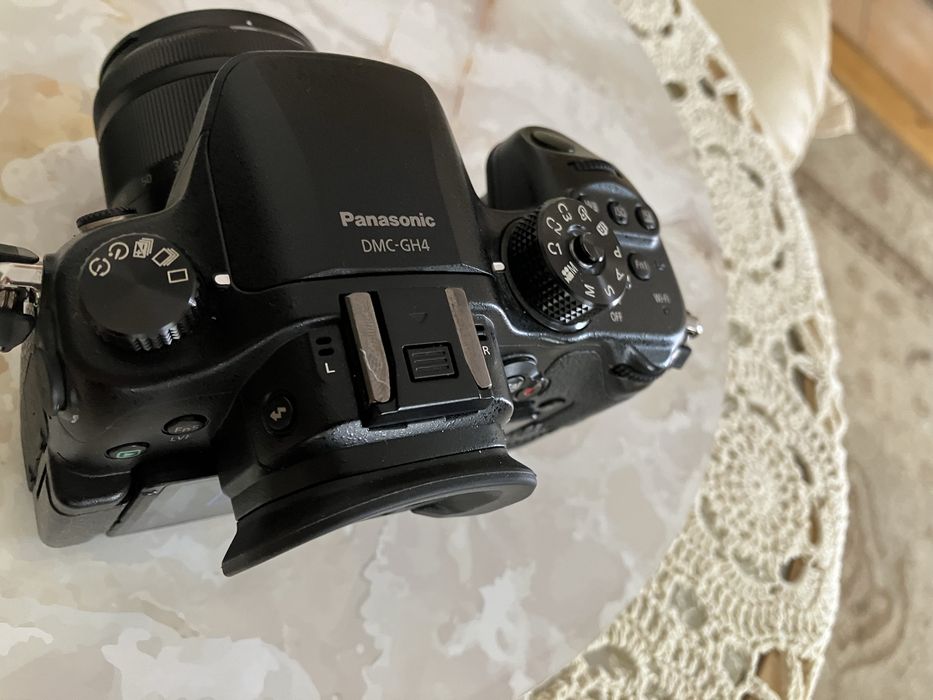 Aparat Panasonic GH4