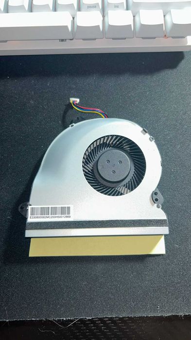 Ventoinha ASUS 4 pinos MF75120V1-C251-S9A