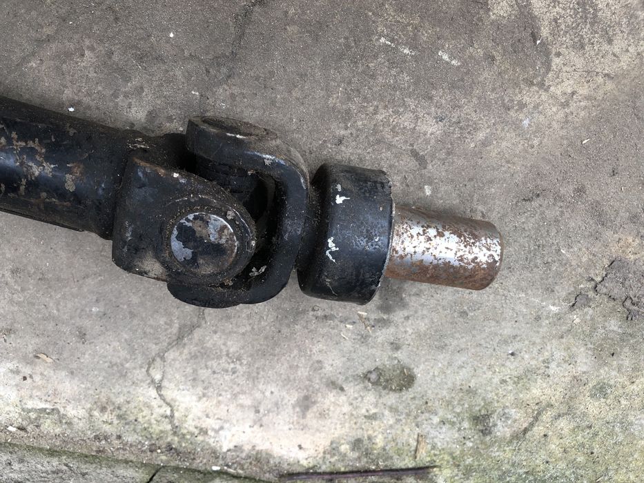 Кардан карданний вал газ 21