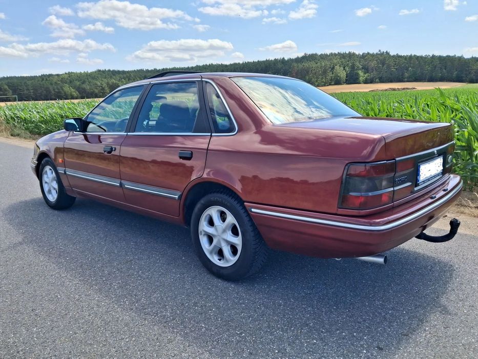 Ford Scorpio FORD SCORPIO 2.0 DOHC 115 KM klasyk w dobrym stanie.