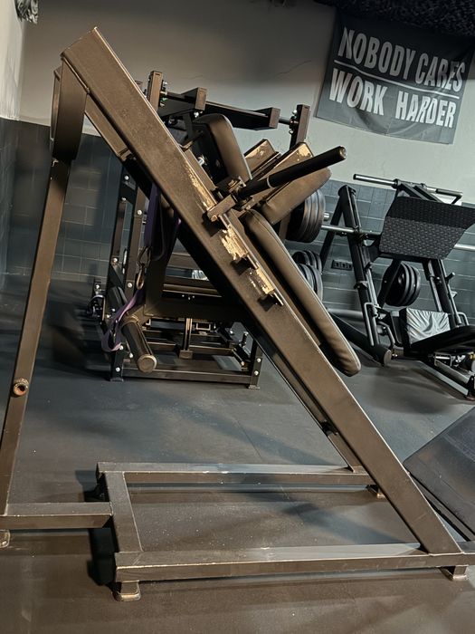 Hack squat Adam 45
