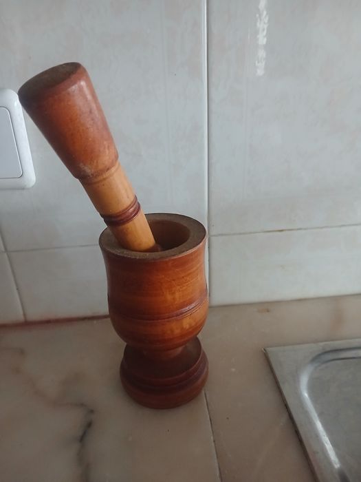 Almofariz brasileiro feito à  mão