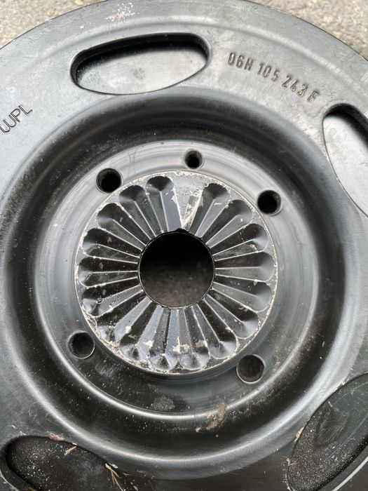 06H105243F VAG шкив коленвала