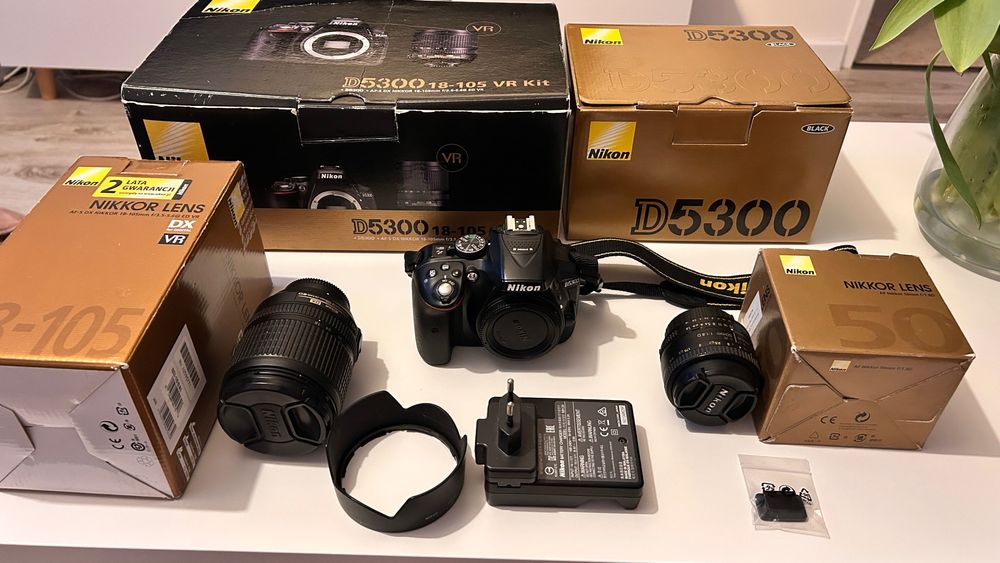 Aparat Nikon D5300 plus dwa obiektywy