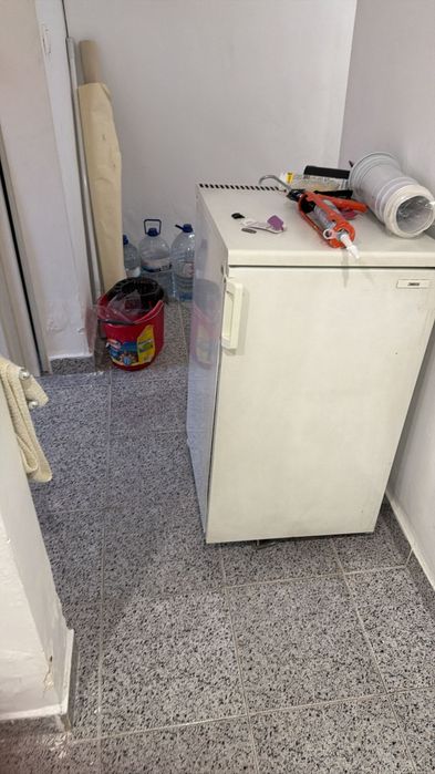 Arca Congeladora Vertical Zanussi (Compacta)