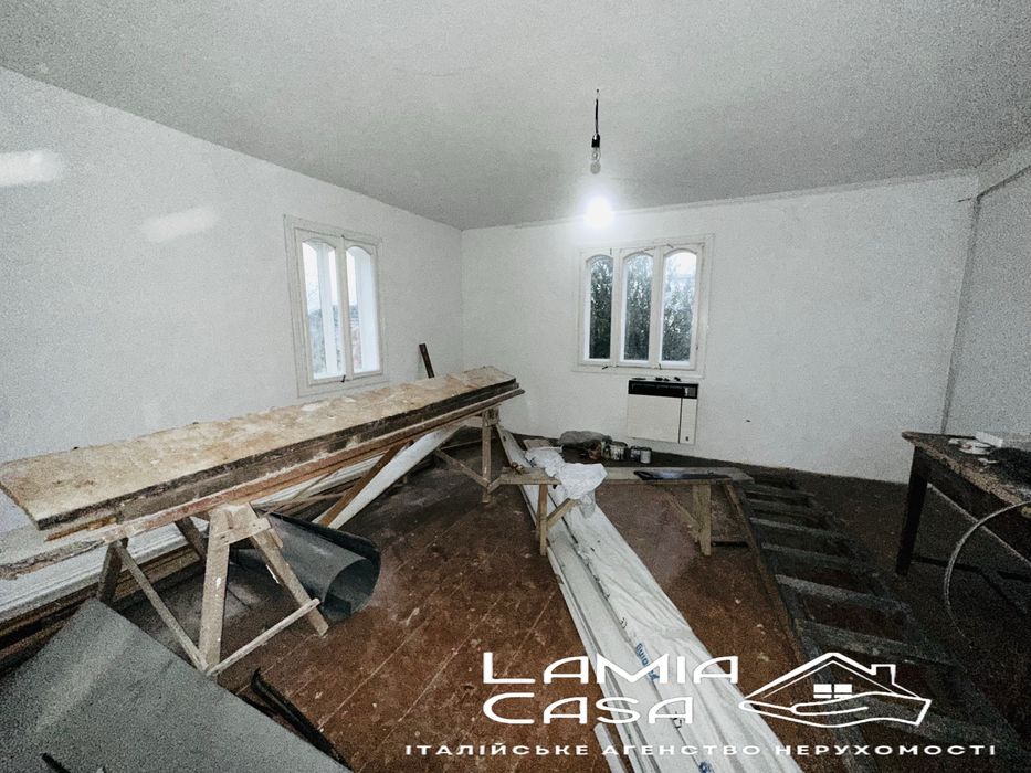 Продаж будиночка в Мигово з ділянкою