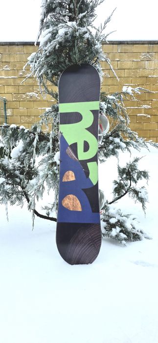 Сноуборд HEAD ROWDY JR 118, з кріпленнями та чохлом.