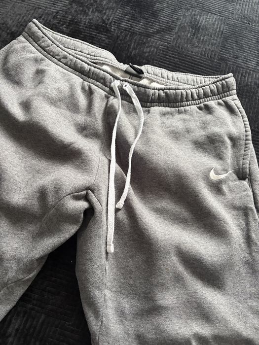 Spodnie dresowe Nike