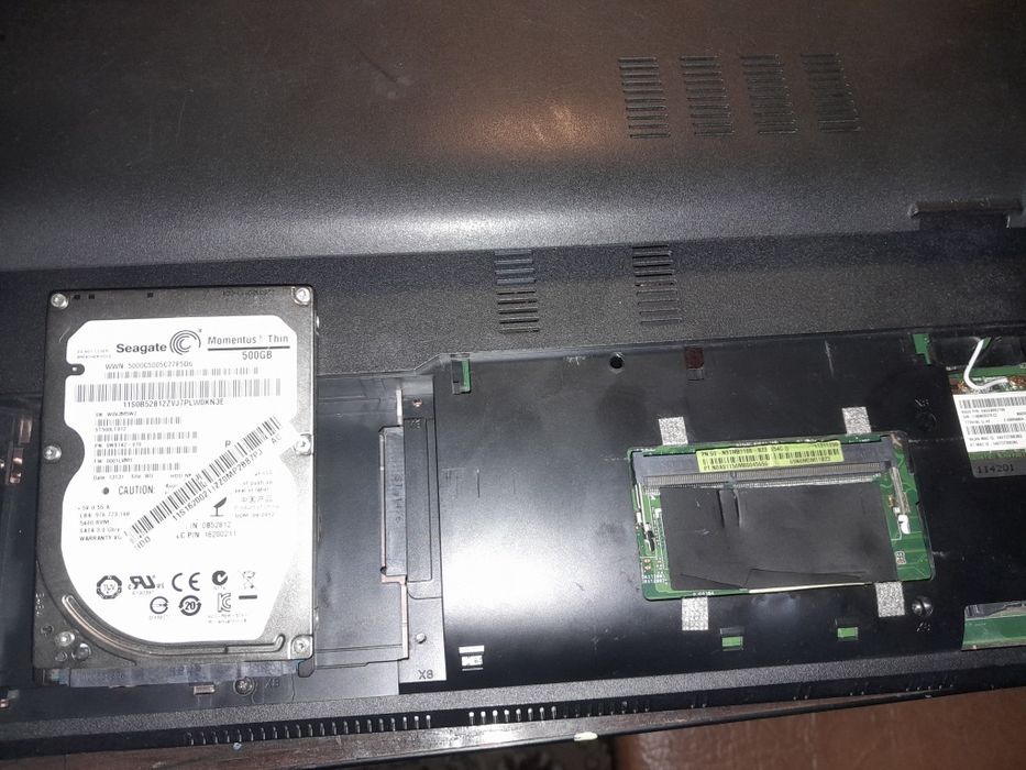 Починаю розбір ASUS X54C   X54H  є все