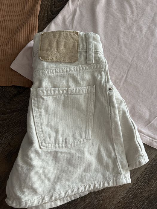 Футболка 122 н&м , шорти джинс зара zara 7 років