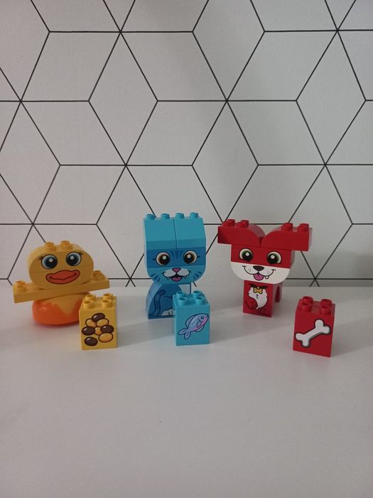 Lego duplo zwierzęta i autobus