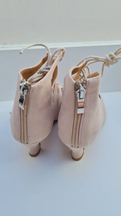 Buty High heels czołenka r. 37 NOWE