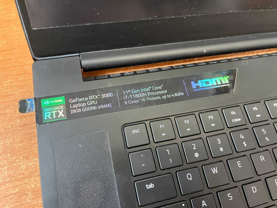 17,3"  Razer RZ09 - Core i7 11-th | 32GB DDR4 | RTX 3080 | 1 TB SSD | Win 11  -  opis