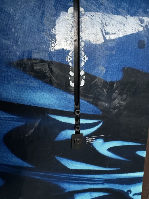 Snowboard Burton Clash 160cm v-rocker - po serwisie