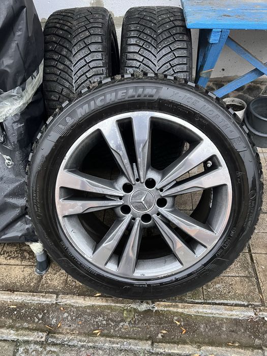 Резина michelin x-ice north 4 r18 245/50 2024 рік шип