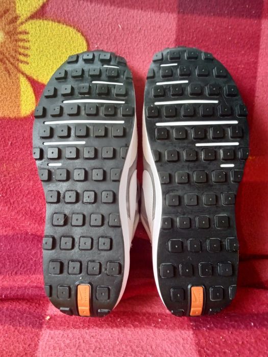 Мужские кожаные летние кроссовки.