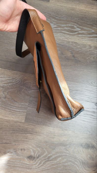 Шкірчна сумка крос боді