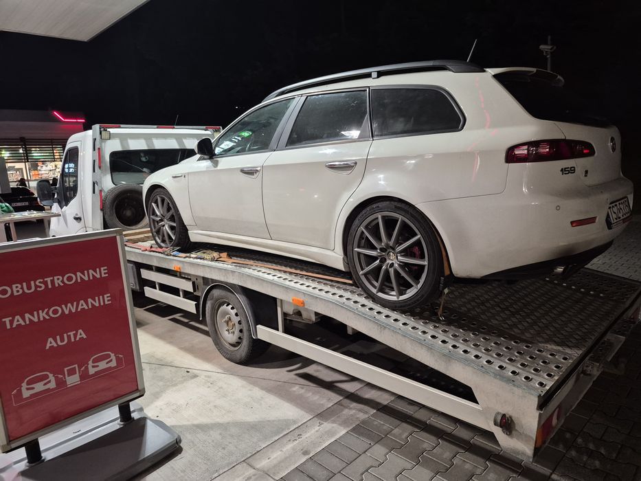 Dokładki, Nakładki progowe Alfa Romeo 159