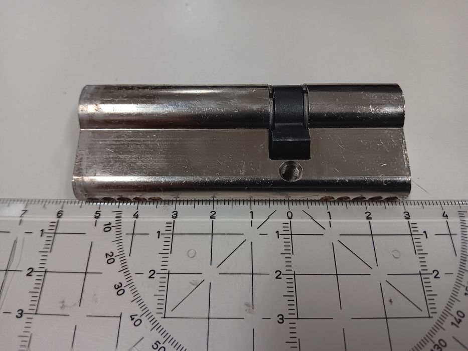 Cilindro de fechadura "Cisa" 55/30