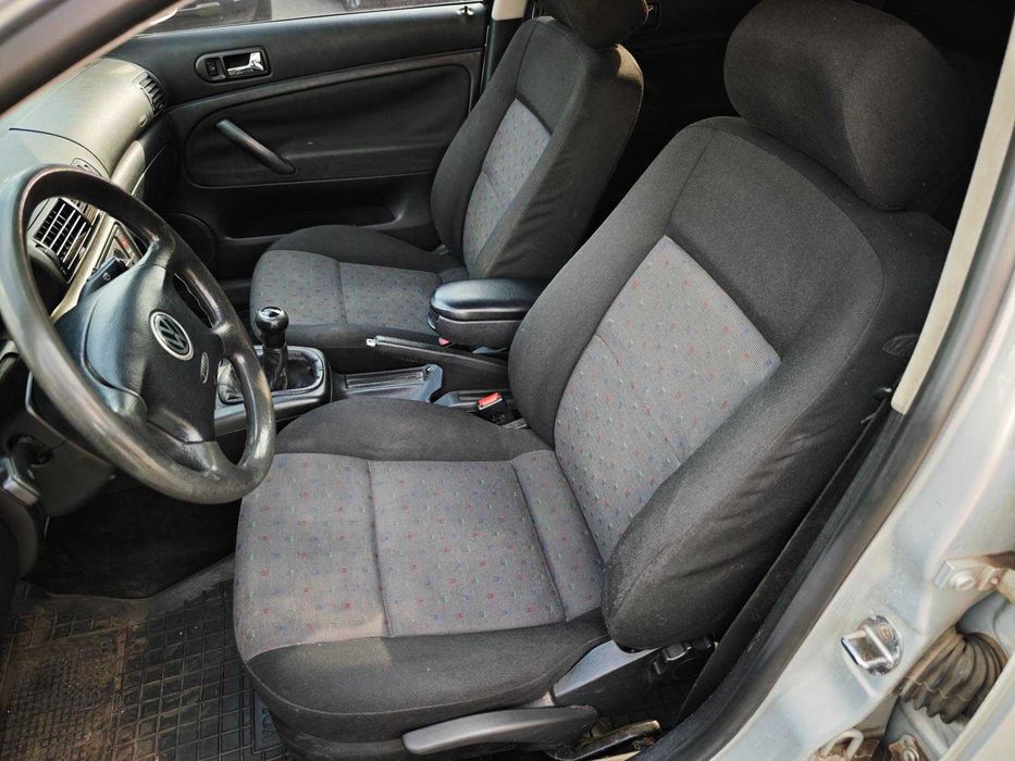 Продам Volkswagen Passat 2000р. #77177
