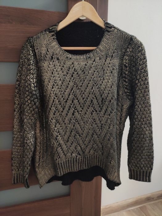 Sweterek damski kobieta