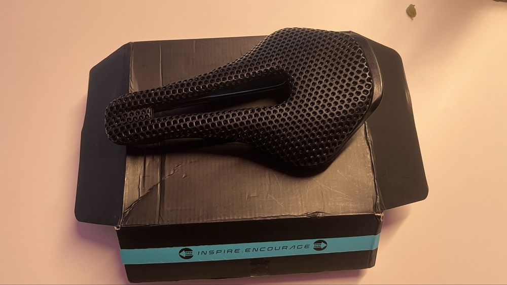 Selim RYET 3D printed carbon
