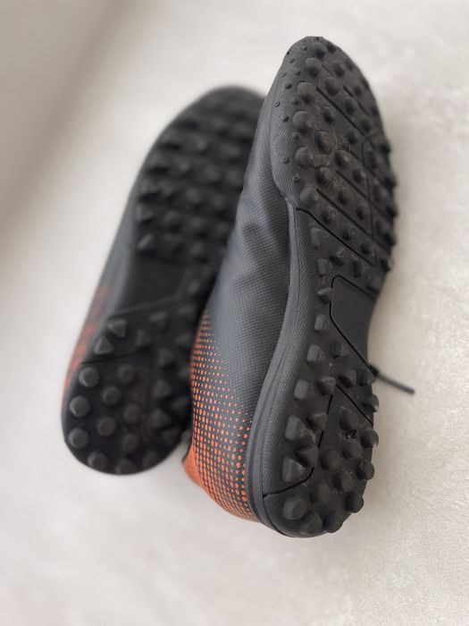 Demix 38 дитячі кросівки футзальні