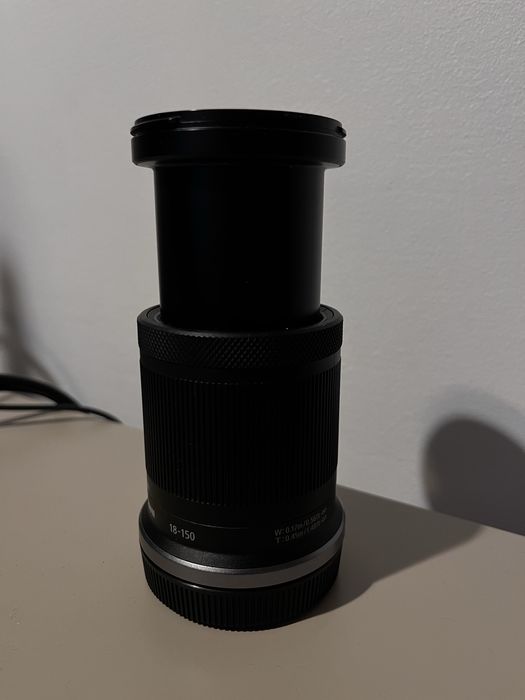 Obiektyw Canon RF-S 18-150mm F3.5-6.3 IS STM