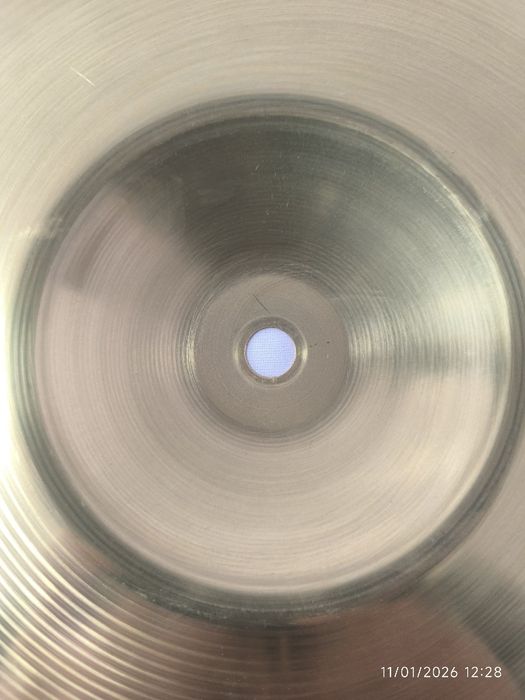 Paiste PST3 Crash 16" Como Novo