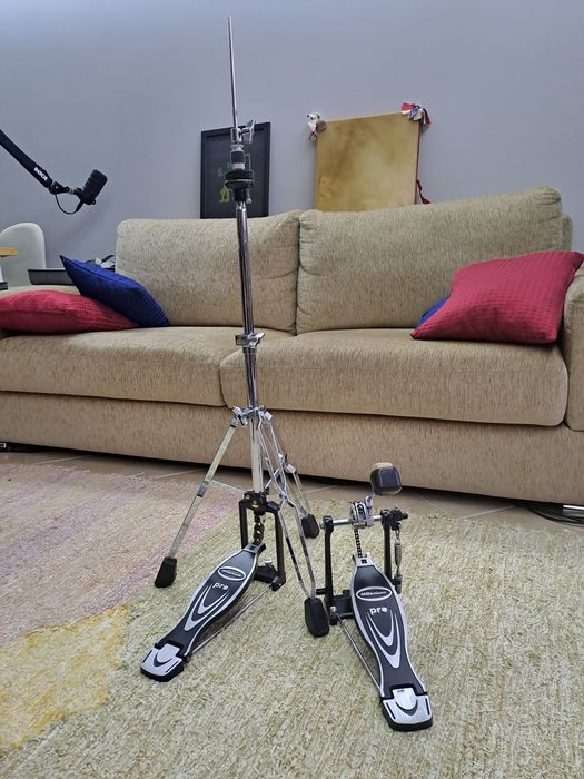Suporte hi-hat + pedal bombo