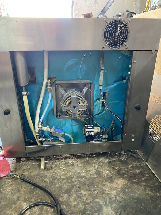 Духовка конвектомат пароконвектомат з Німеччини WIESHEU  7,8 kW