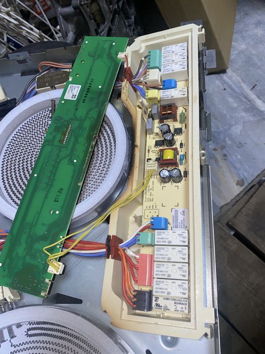 Запчастини до плити Electrolux EHS 60210