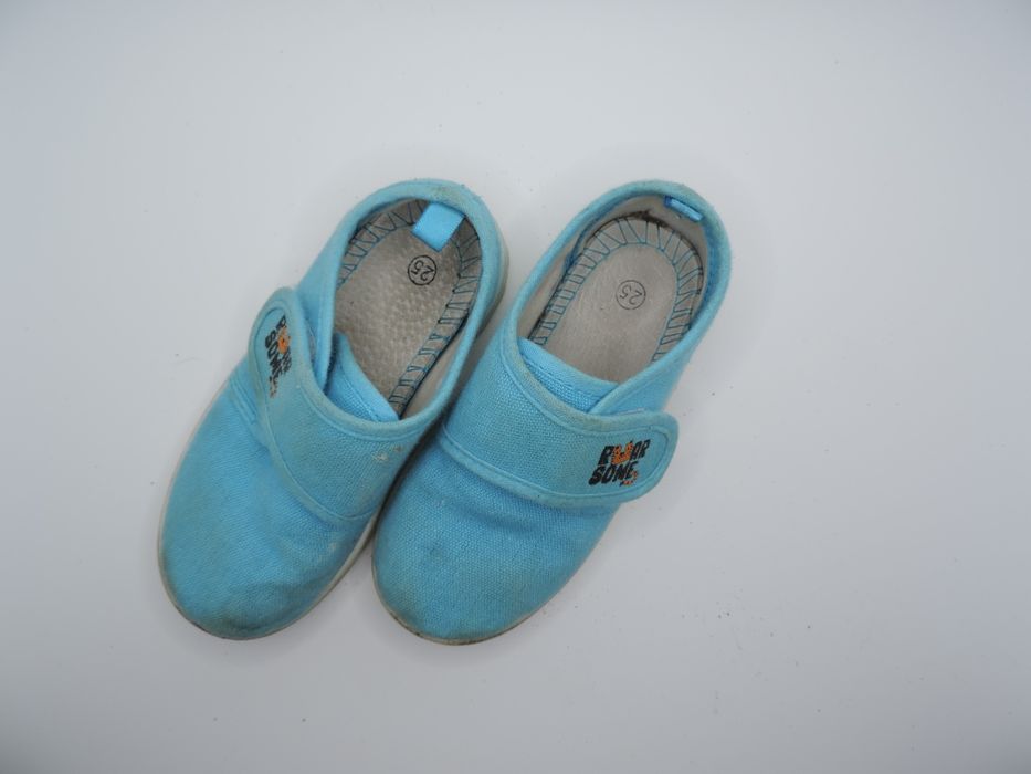 Kapcie dla chłopca - rozmiar 25