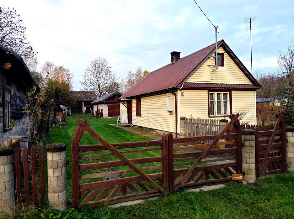 Siedlisko z zabudowaniami. Kożanówka,gmina Kodeń. Garaż,stodoła,media