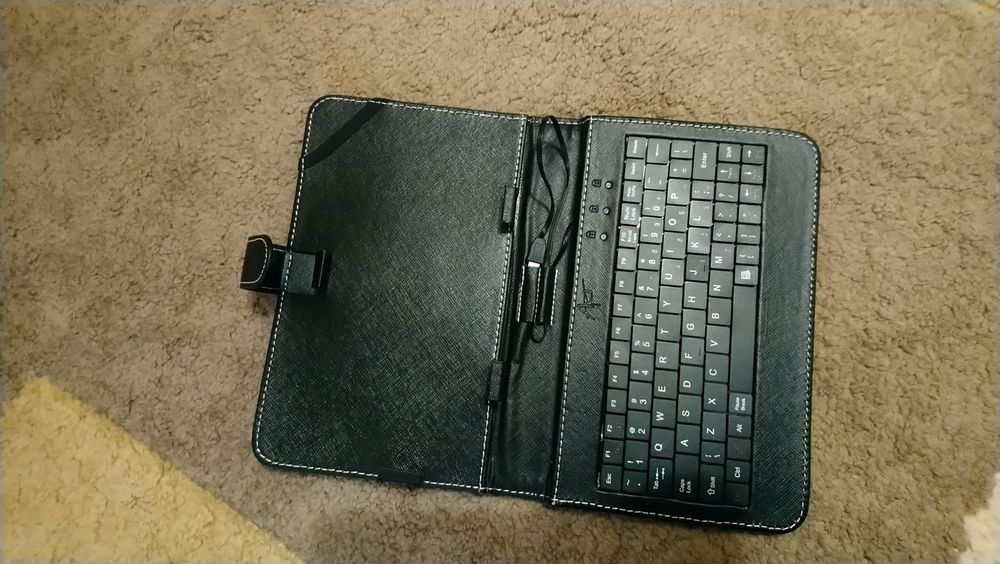 Klawiatura w etui tableta