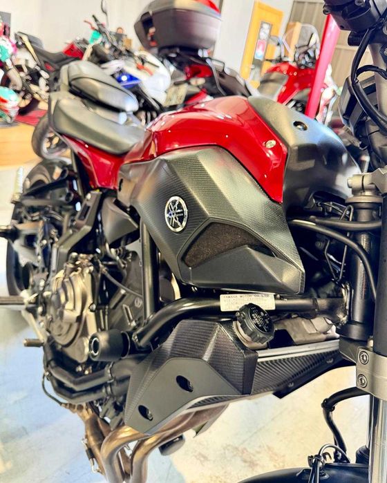 Moto Yamaha MT-07