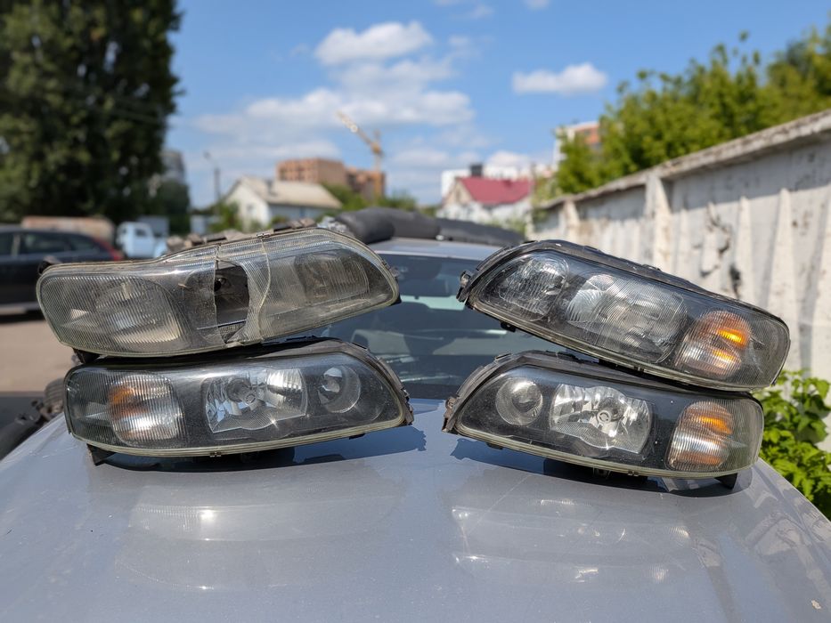 Ксенонові фари Volvo XC70 V70 S60 2000 2004 30655905 30655906