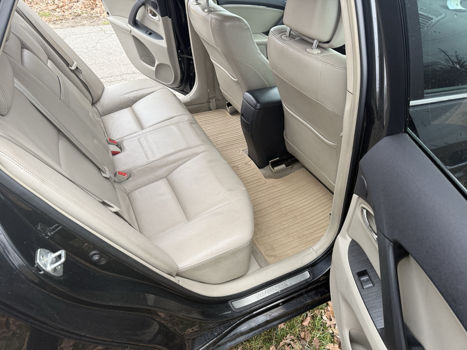 Toyota Avensis t27 2.2D 2009р