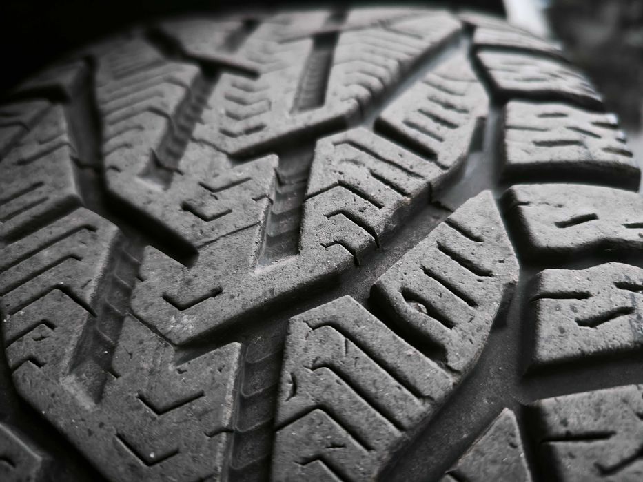 215/40R17 2 шт, 2020р, Сербія Michelin/STRIAL Winter