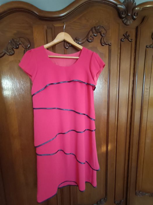 Srzedam sukienkę wizytowa