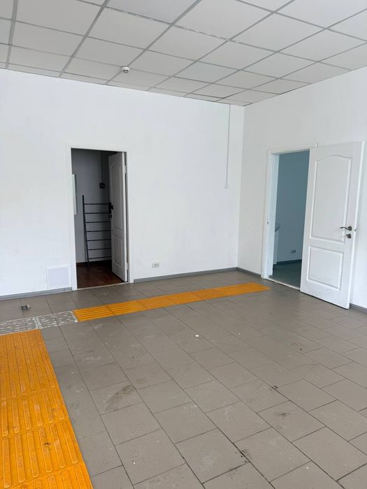 Здається  приміщення