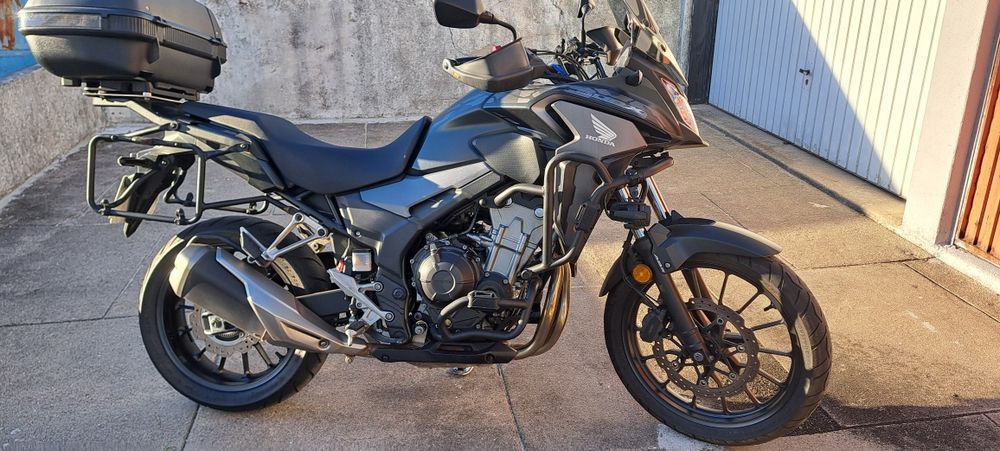 Honda CB 500 X .