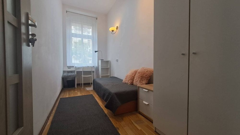 Pokój jednoosobowy ul. Nowowiejska (przystanek Prusa)