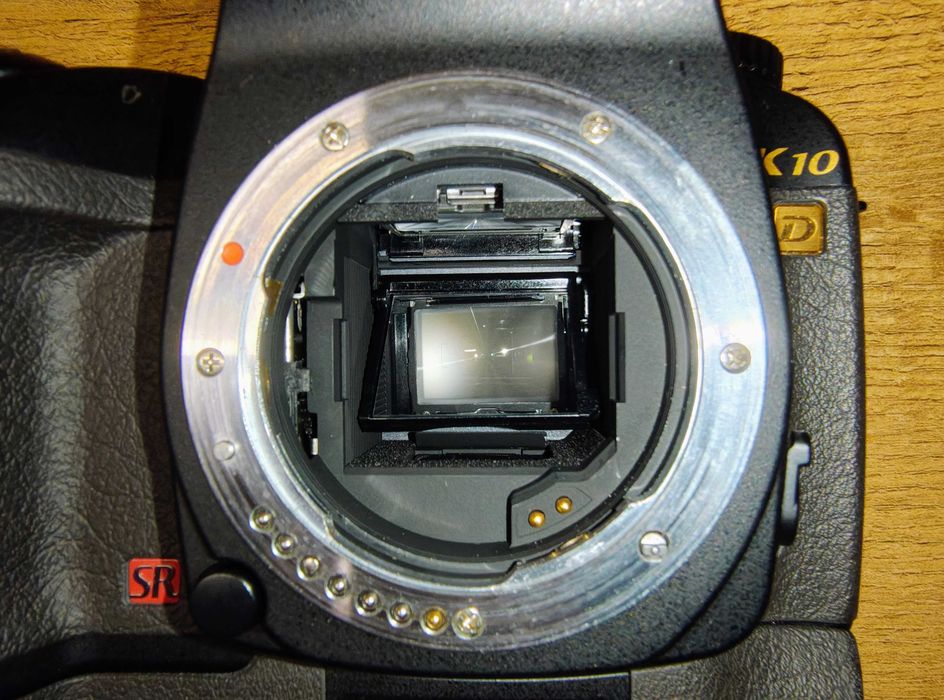 Pentax K10D z gripem w wersji limitowanej Grand Prix 2007 jak nowy