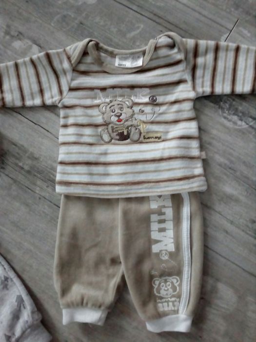 Dresik dres chłopięcy dwie sztuki r.50 56 56