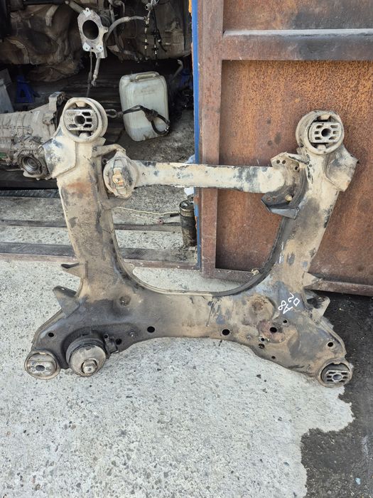 Разбираем Ауди А8D2