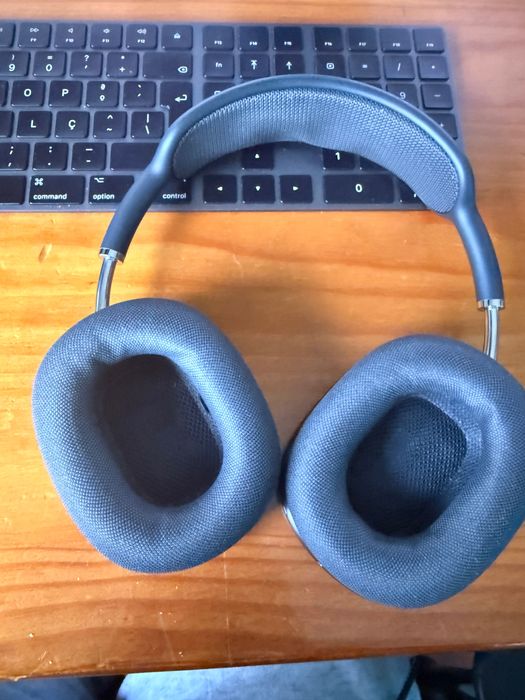 Apple AirPods Max (Space Gray) – Originais – Bom estado